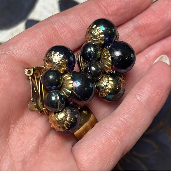 Vintage 80s Gold Purple & Green CHROME Bead Cluster Large Oversized Earrings D1 - Picture 5 of 8